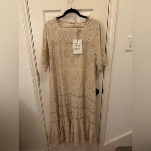 Magnolia Pearl Beige Lace Short Sleeve Dress